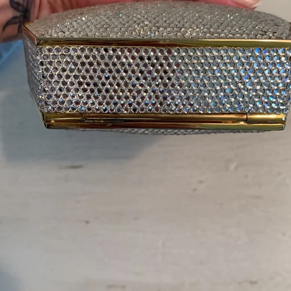 Judith Leiber bag - Picture 11 of 13